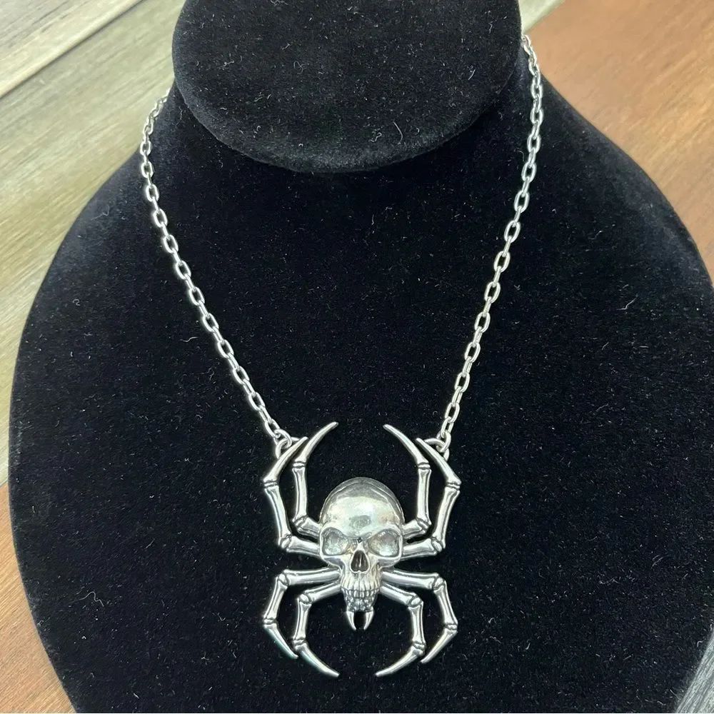 Killstar Spider Skull Deadly Necklace NWT 18” Goth Halloween Spooky - Picture 2 of 4